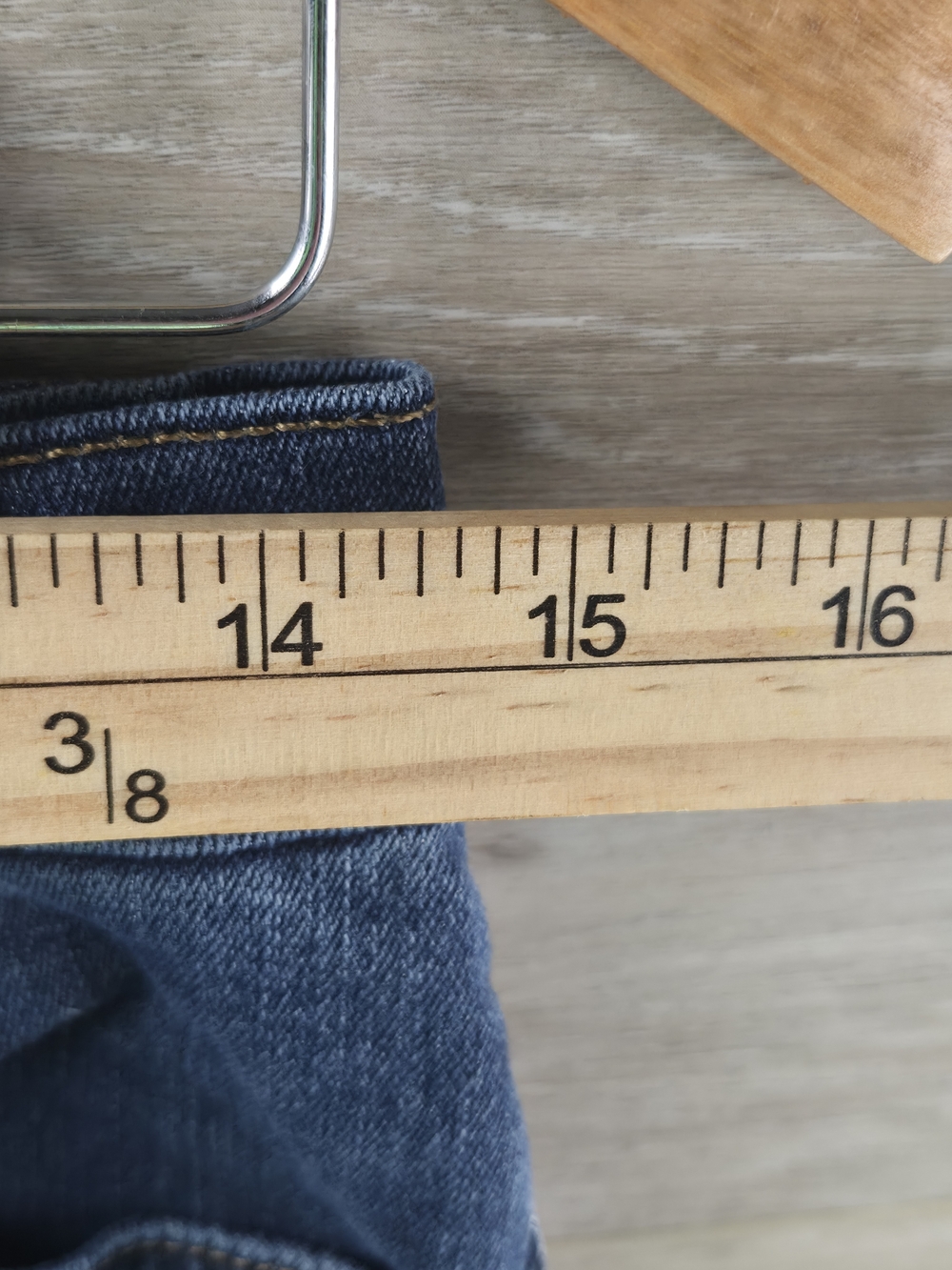 American Eagle Tomgirl Jeans High Rise Button Fly Slim Boyfriend Blue Size 6 - Picture 4 of 7